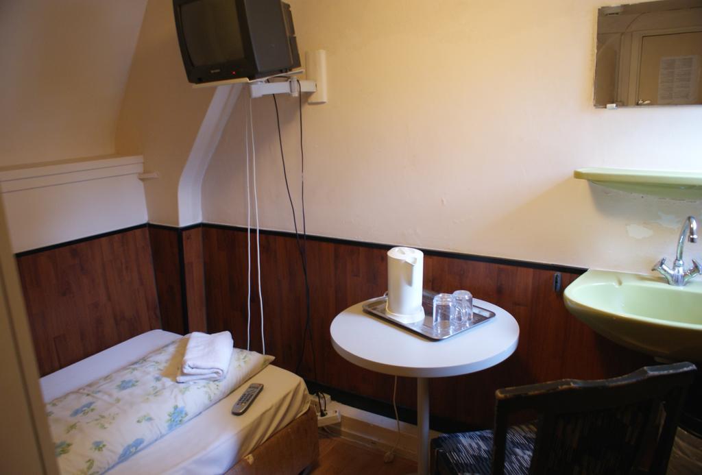 Budget Hotel Thorbecke Amszterdam Szoba fotó