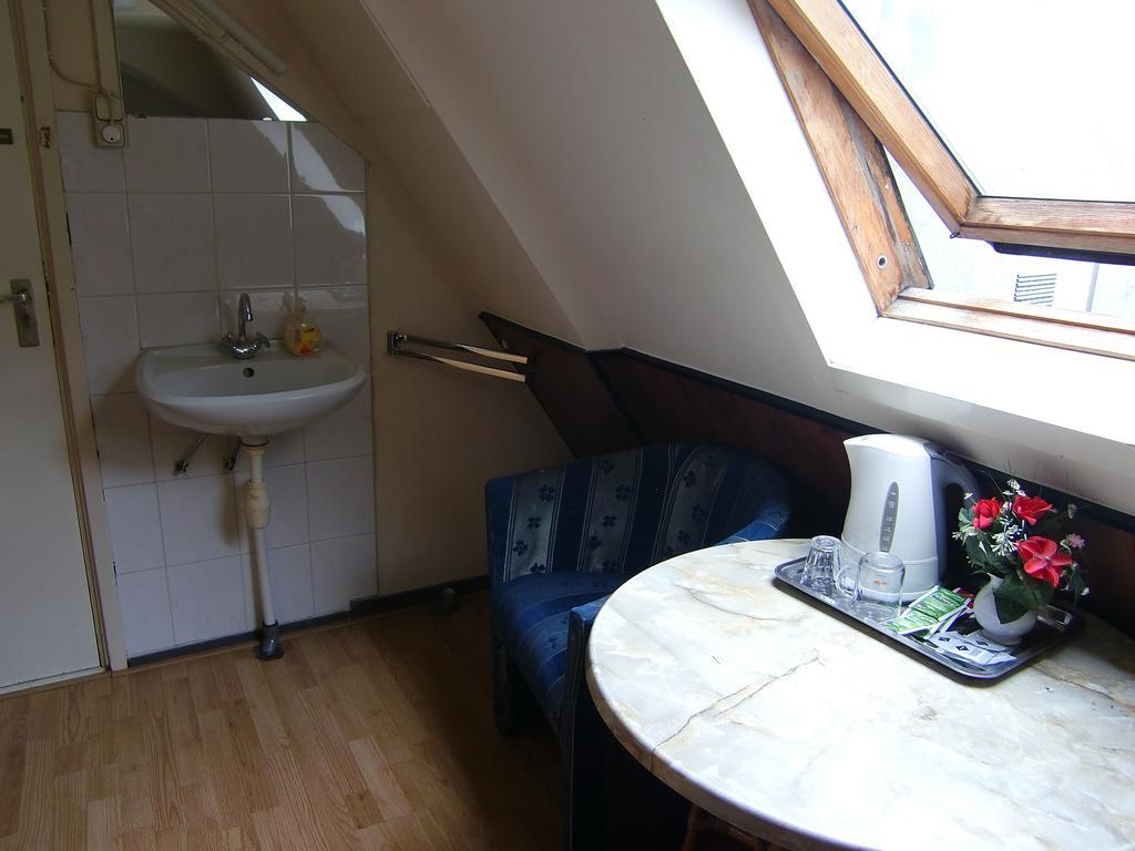 Budget Hotel Thorbecke Amszterdam Szoba fotó